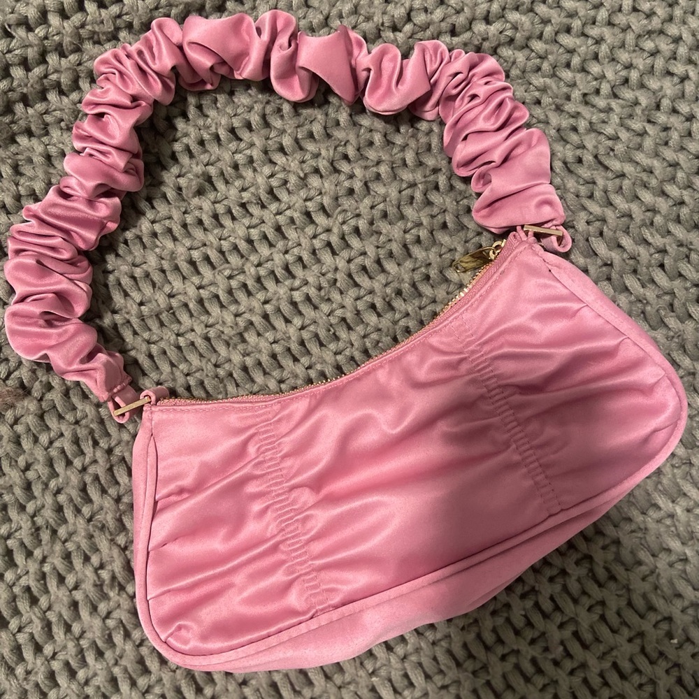 Trendy handbag